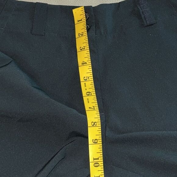 NIKEGOLF Dri-Fit Shorts Size 4 - Picture 9 of 10